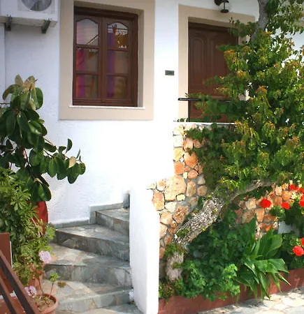 Piskopiano Studios Aparthotel